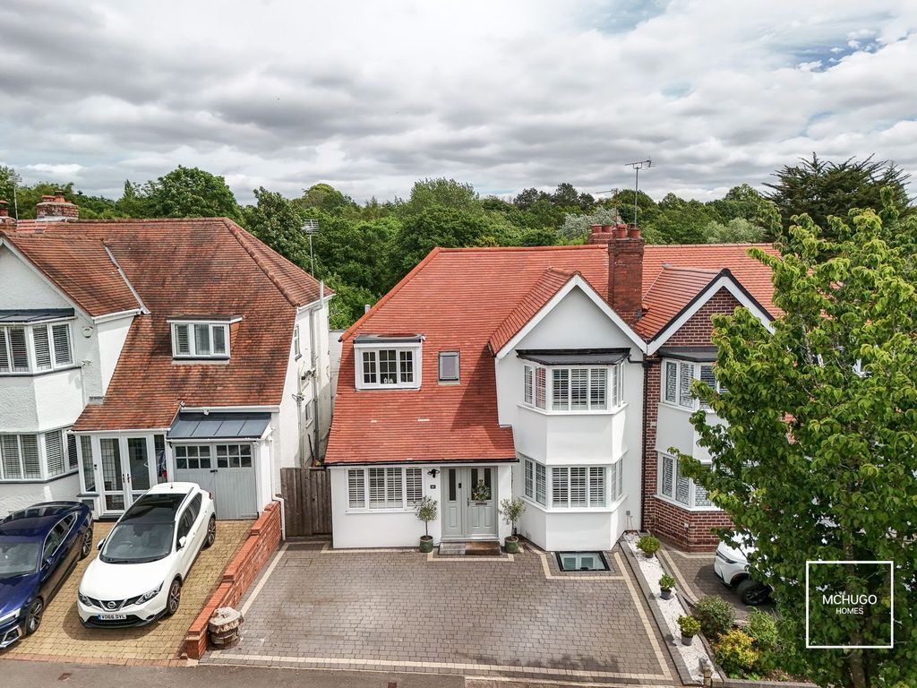 Property photo 1 of 30