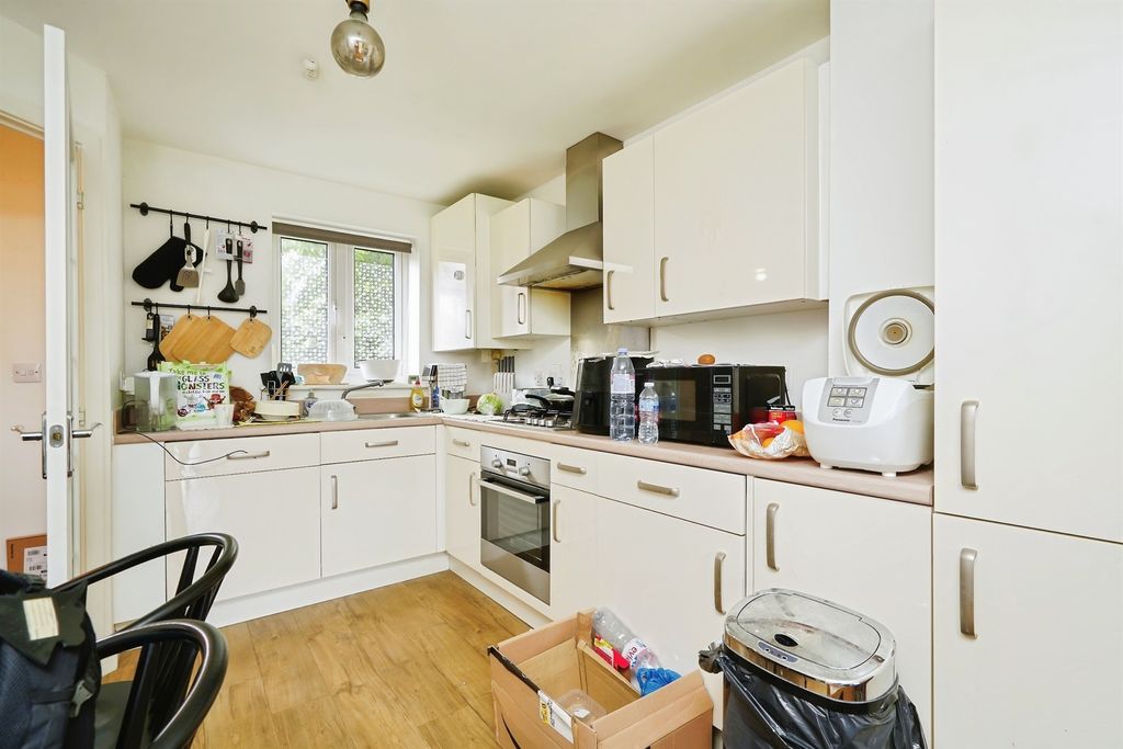 Property photo 2 of 16