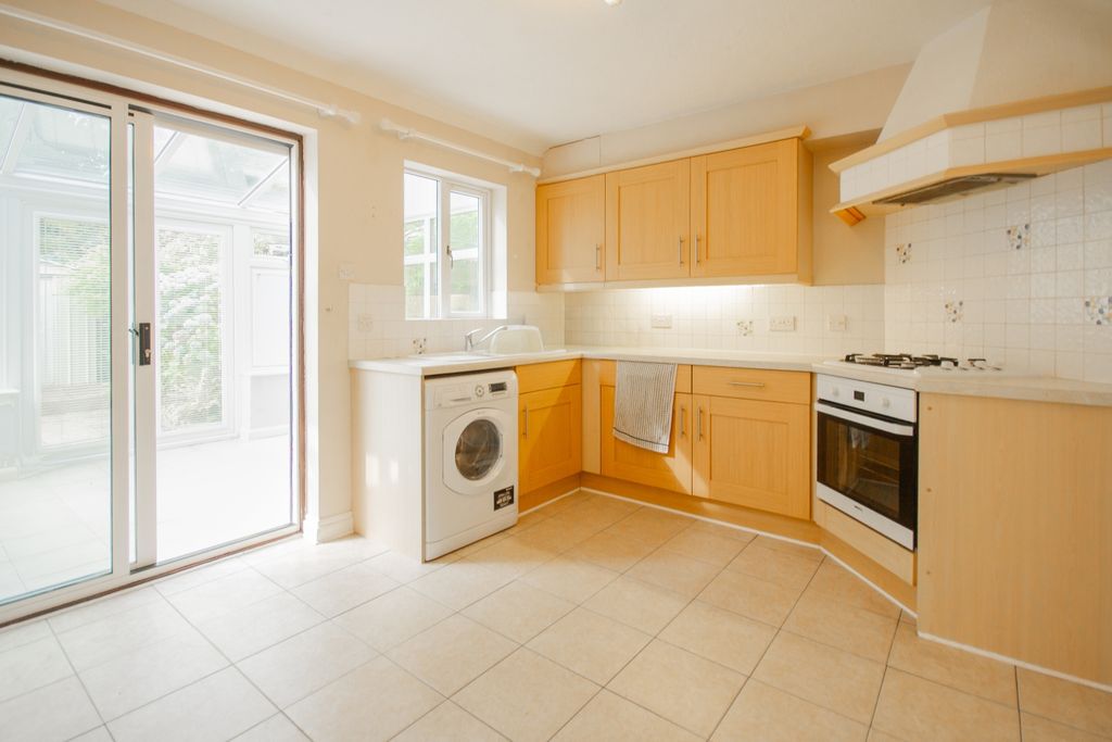 Property photo 2 of 12 Tps 01726 217 888-16