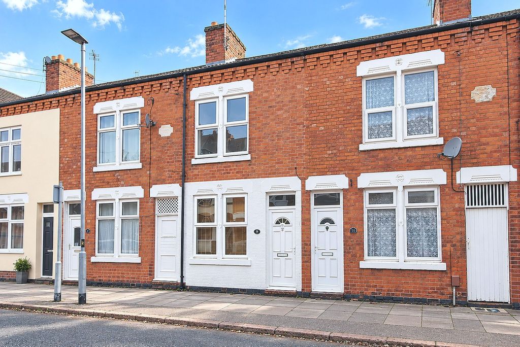 Property photo 1 of 13