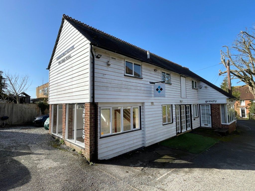 Property photo 1 of 8 Photo 10