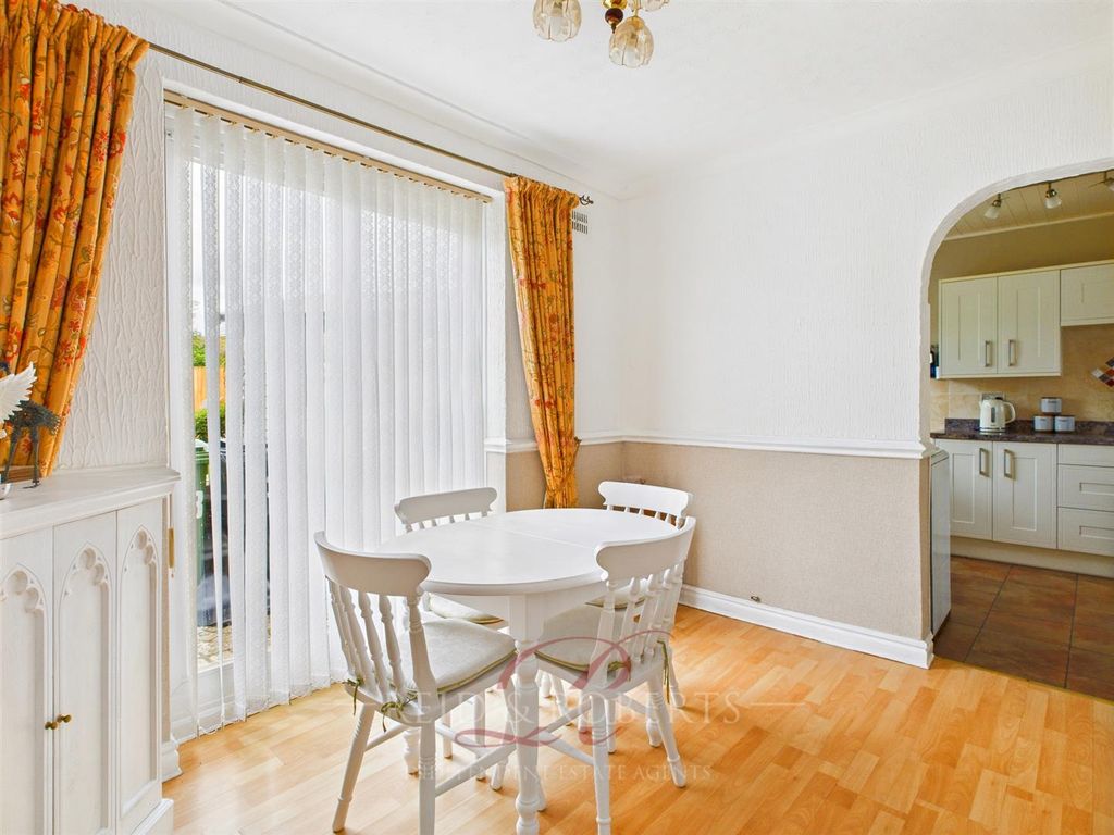 Property photo 3 of 24 Cam03999G0-Pr0177-Still005.Jpg