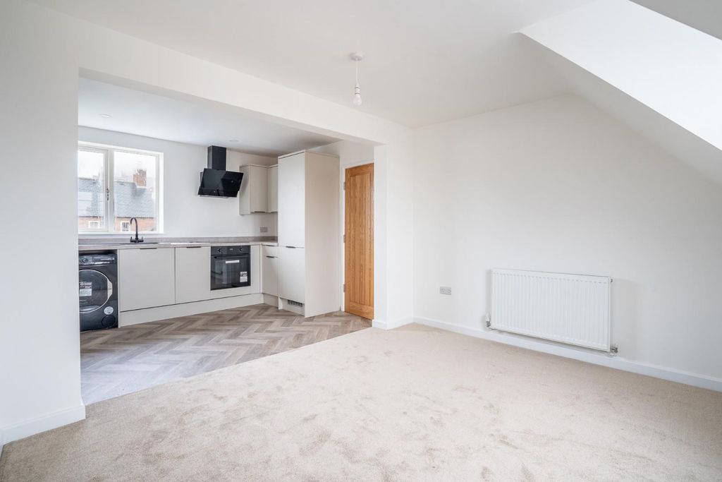 Property photo 2 of 7 Esjmwrecae-9Yp1Mvsf_Ig.Jpg