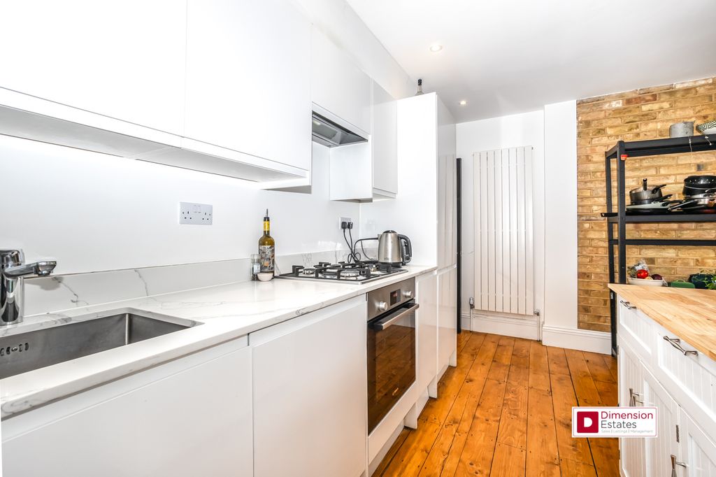 Property photo 3 of 28