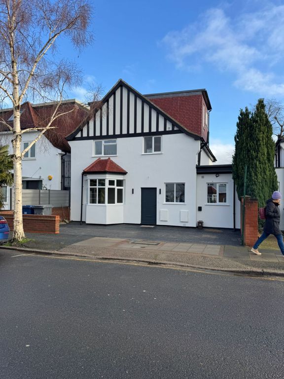 Property photo 1 of 2 5 Bed Detached House For Sale Wentworth Road, Golders Green Nw11 0Rn