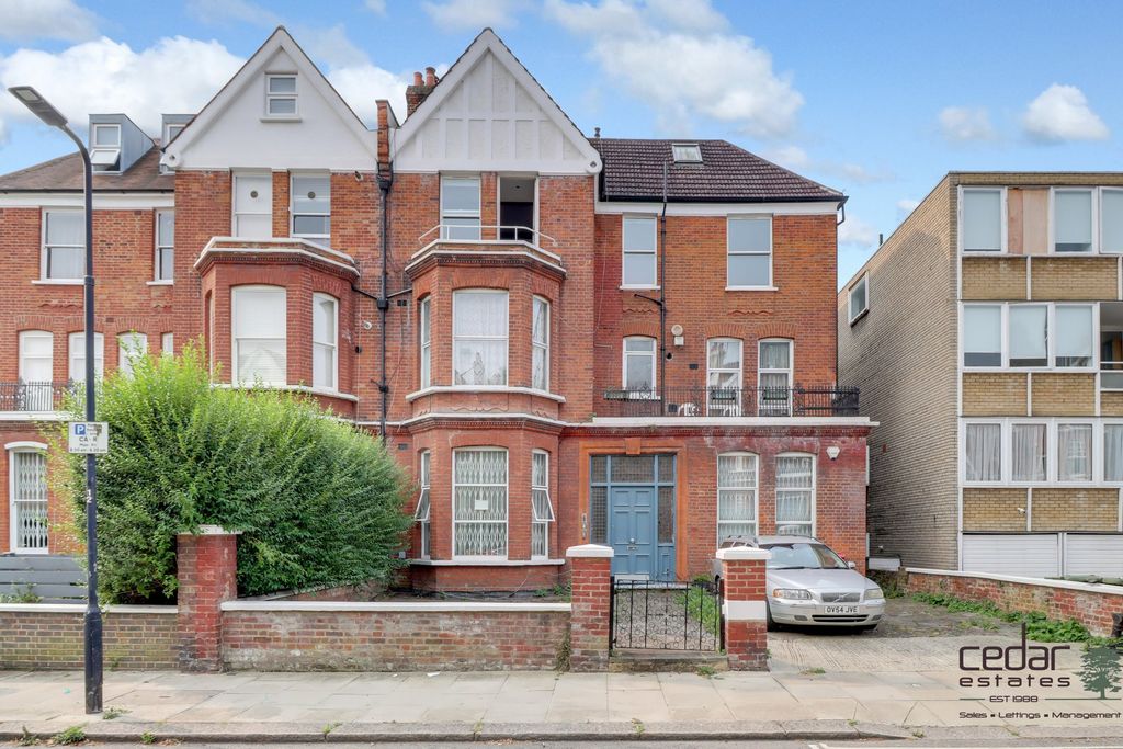 Property photo 2 of 14