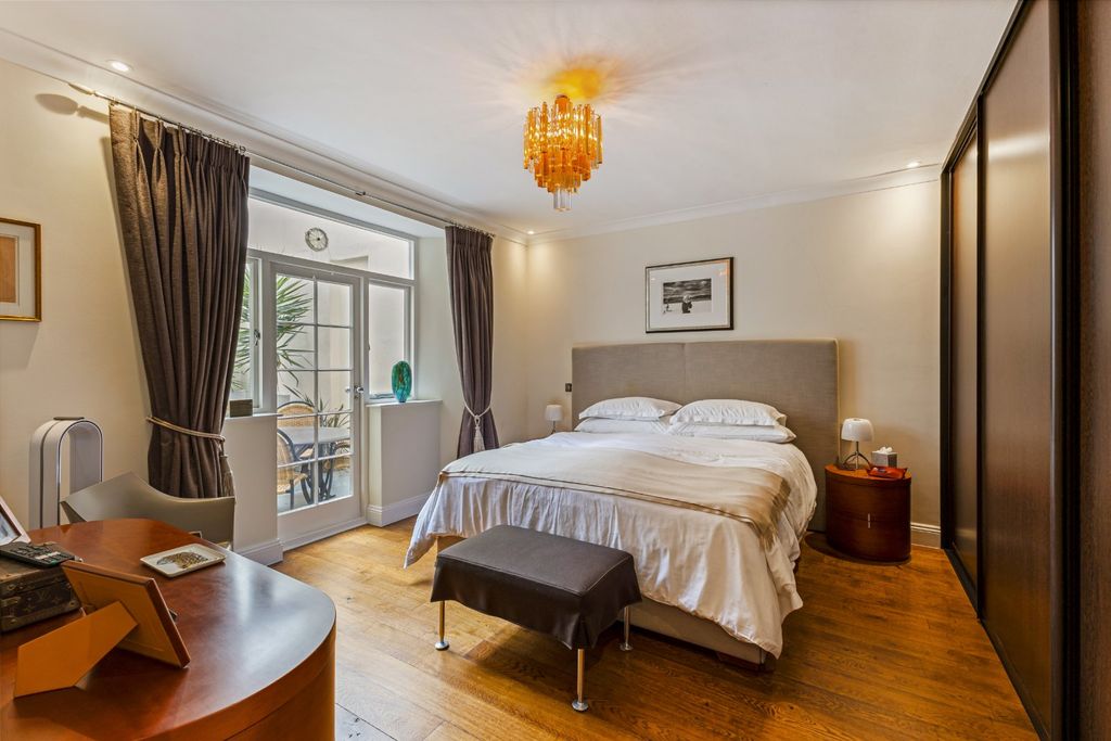 Property photo 3 of 7 Picture No. 05