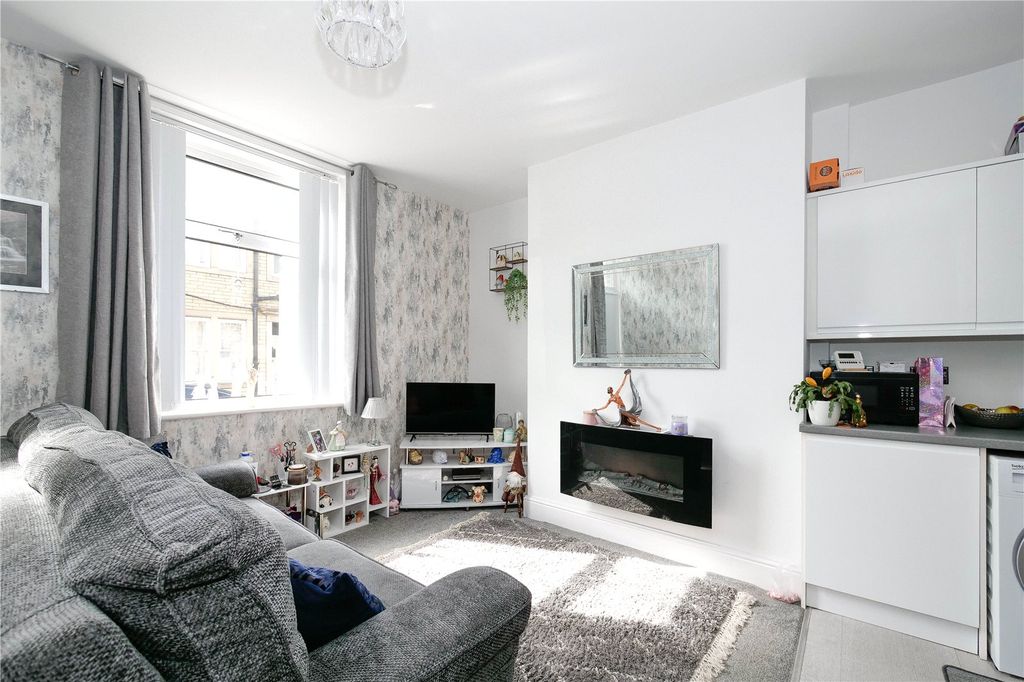 Property photo 3 of 14 Picture No. 04
