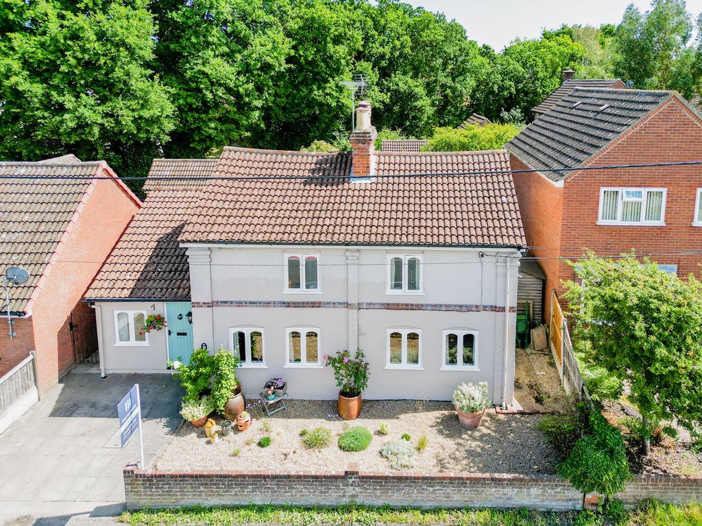 Property photo 1 of 35