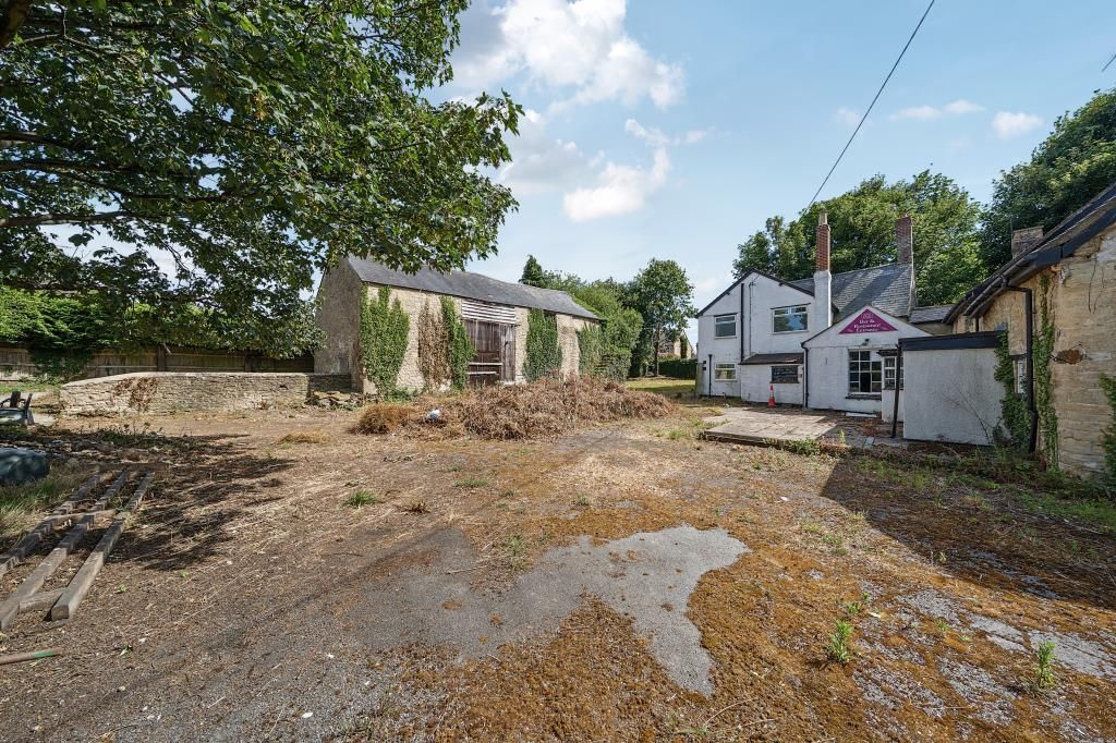 Property photo 1 of 19 External View