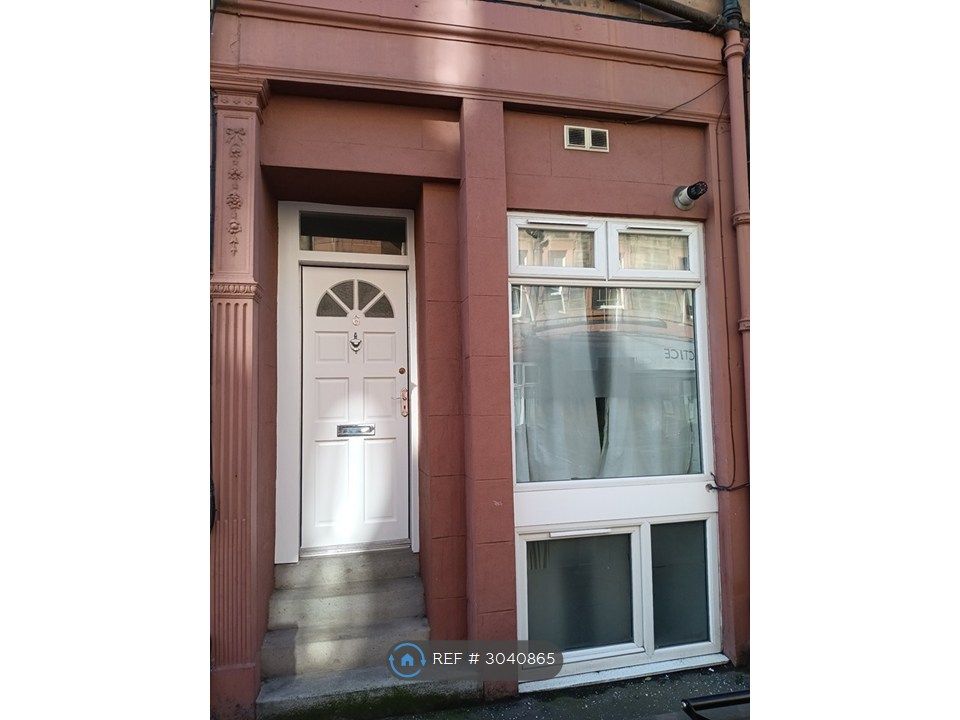 Property photo 1 of 12