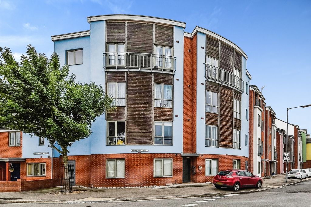 Property photo 1 of 8
