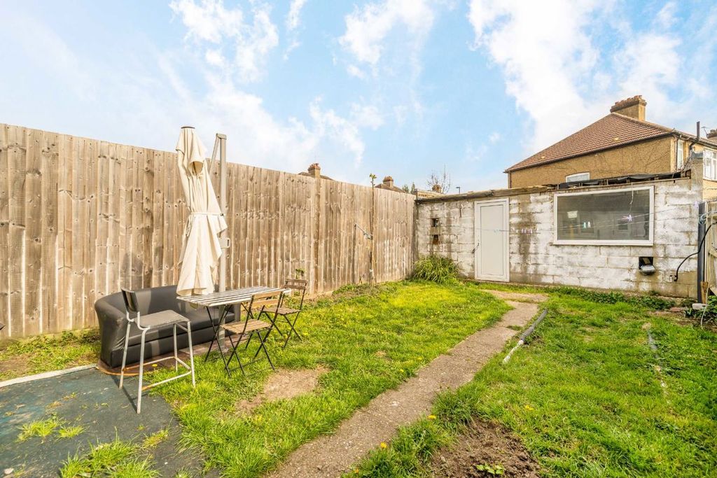 Property photo 2 of 2