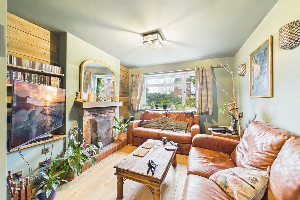 Property photo 2 of 15 Living Room