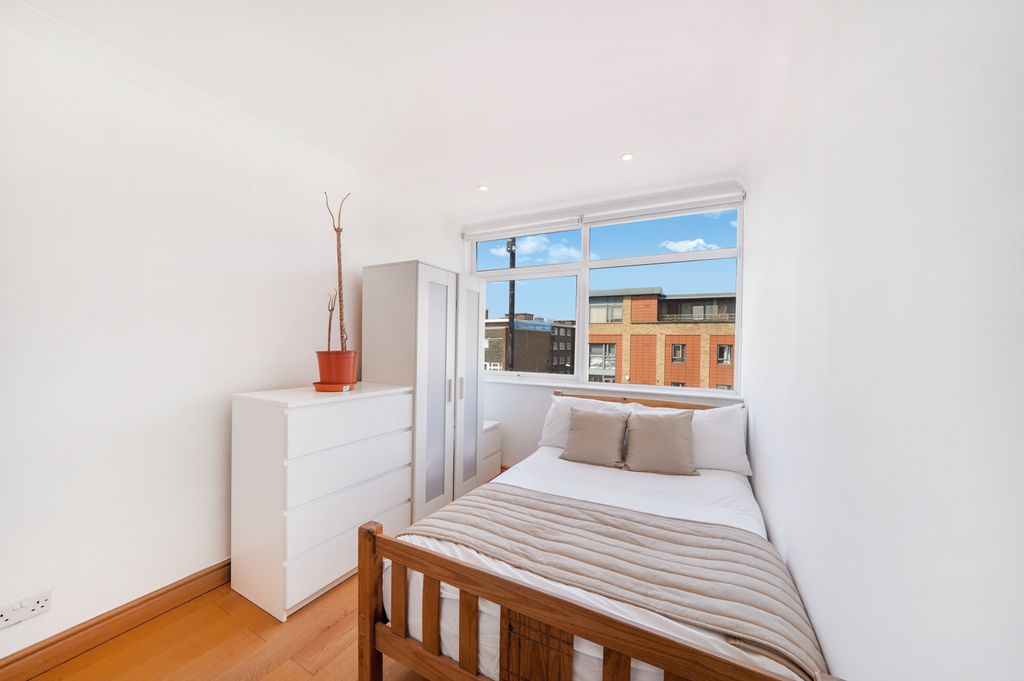 Property photo 2 of 8 Picture No. 05