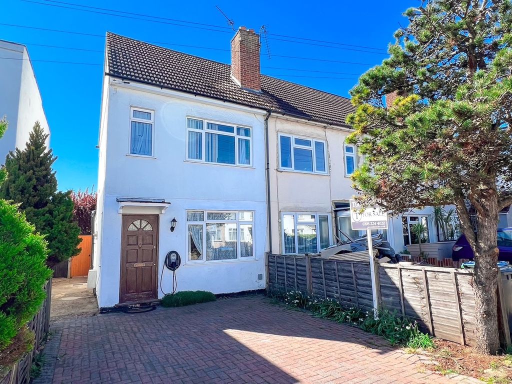 Property photo 1 of 37