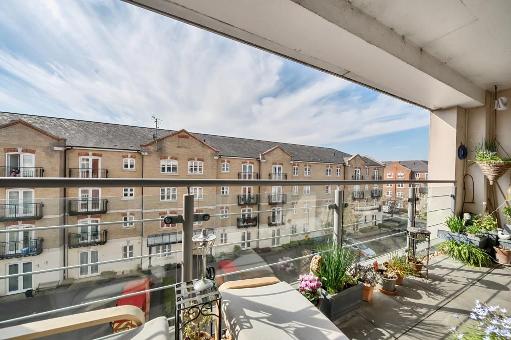 Property photo 2 of 21 Balcony