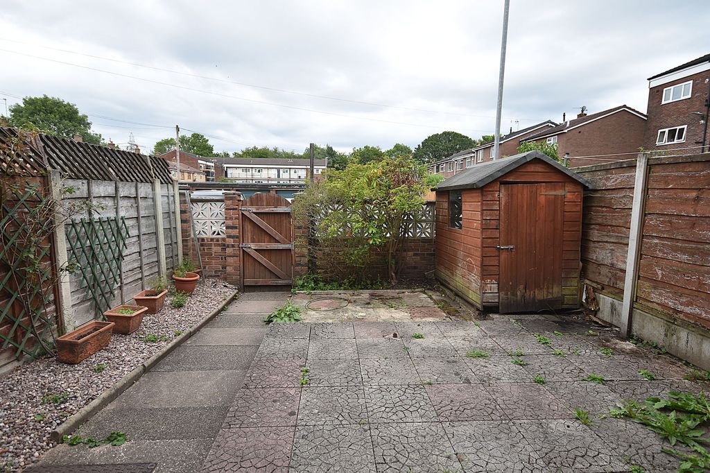 Property photo 2 of 11