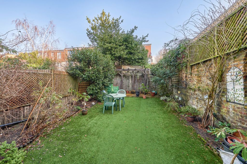 Property photo 2 of 18 Picture No. 02