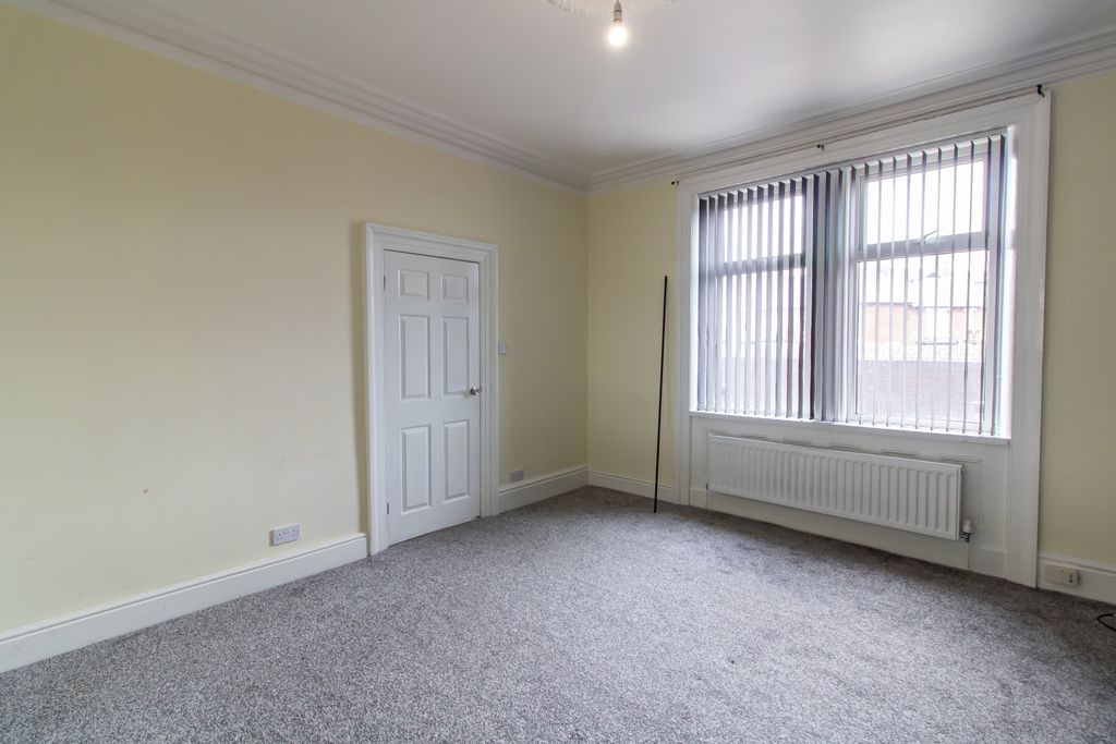 Property photo 3 of 12 Image 2