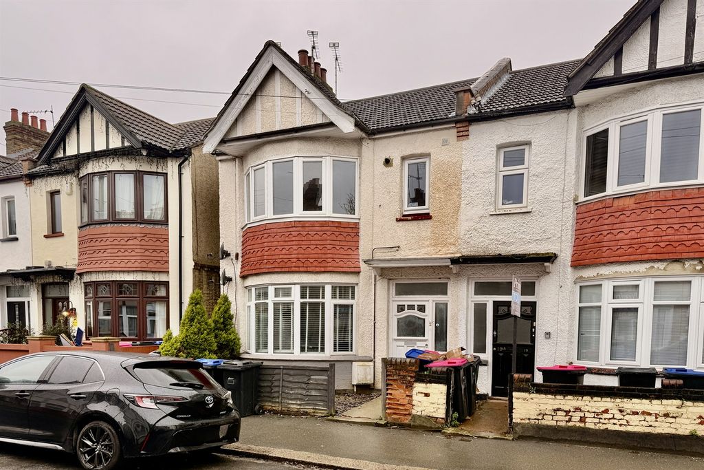 Property photo 1 of 7 (Main)