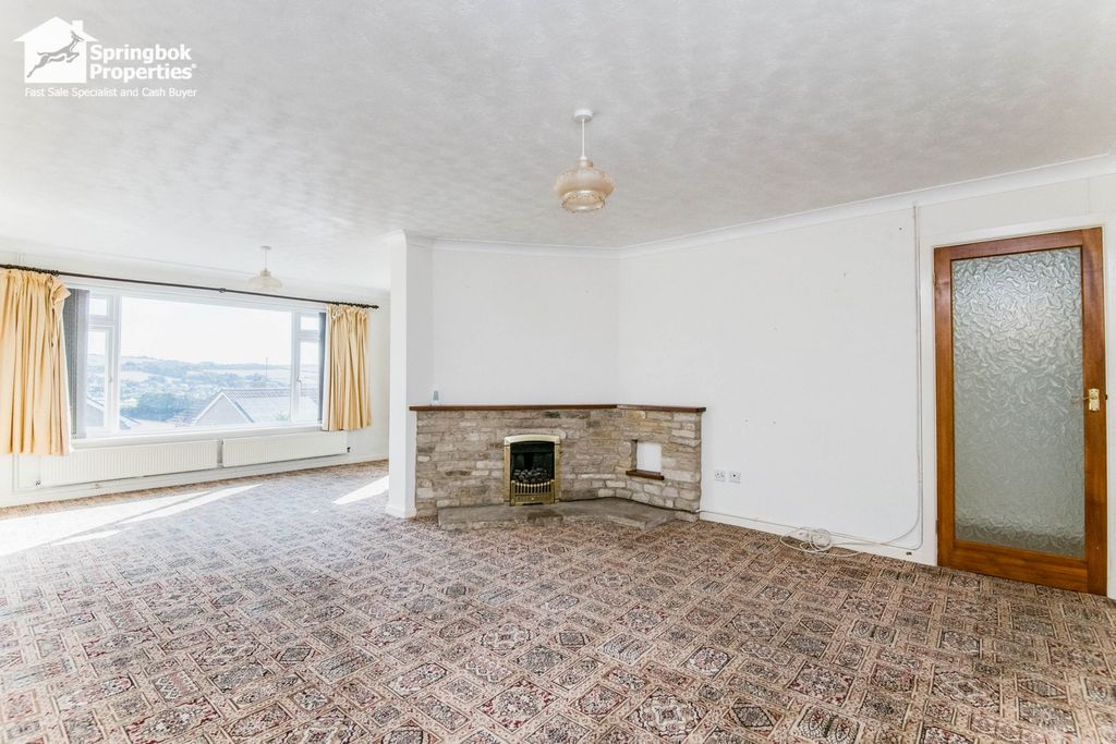 Property photo 2 of 16 Image 1