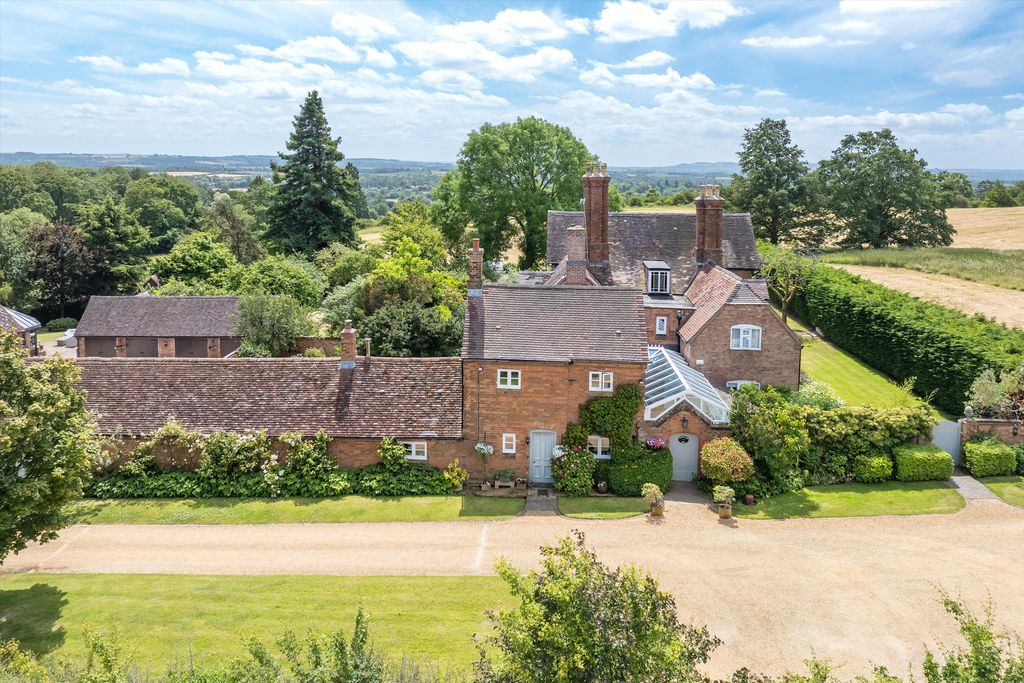 Property photo 1 of 32 Image