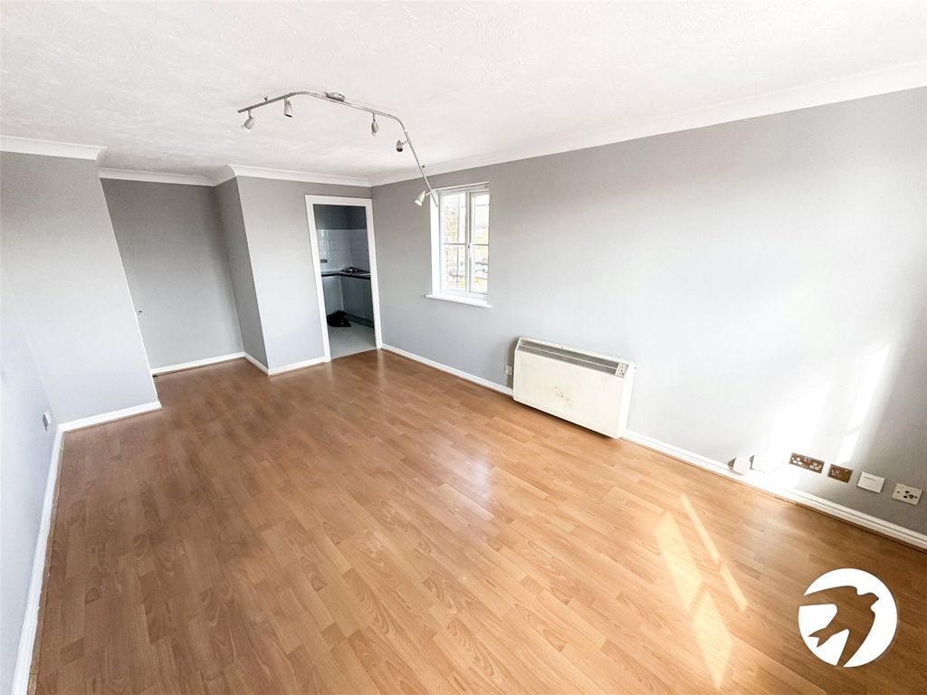 Property photo 3 of 7 Picture No. 01