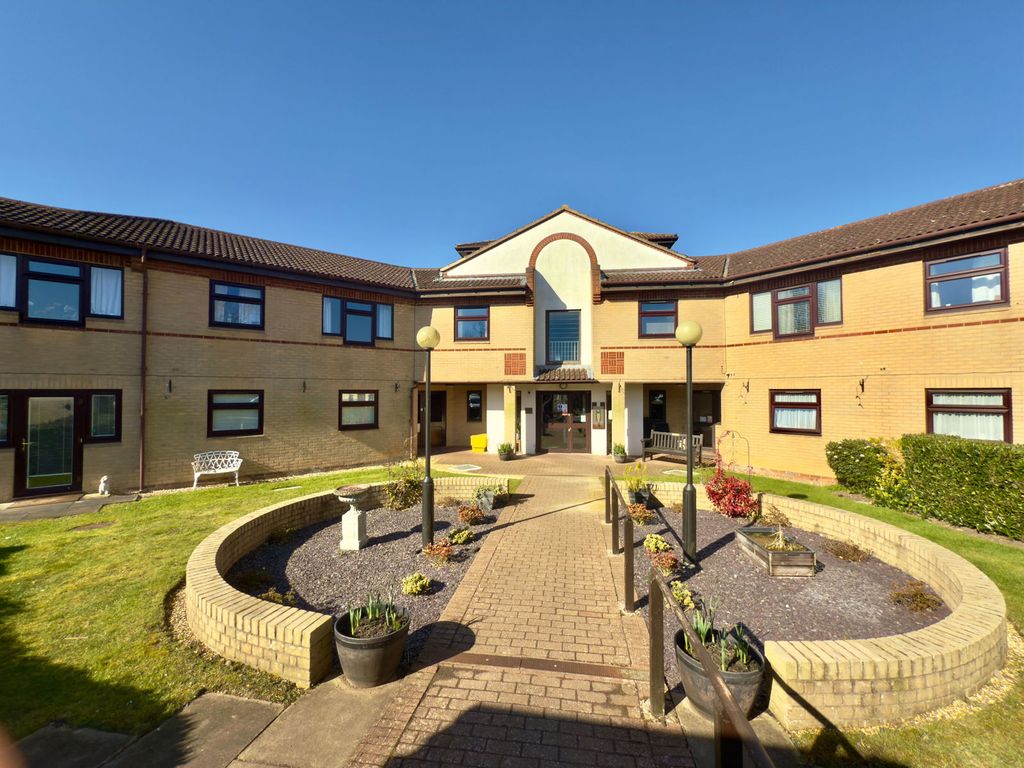 Property photo 1 of 16