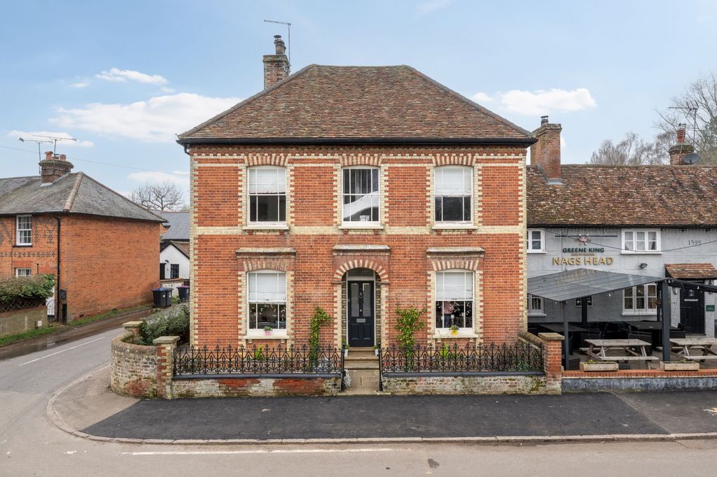 Property photo 1 of 47