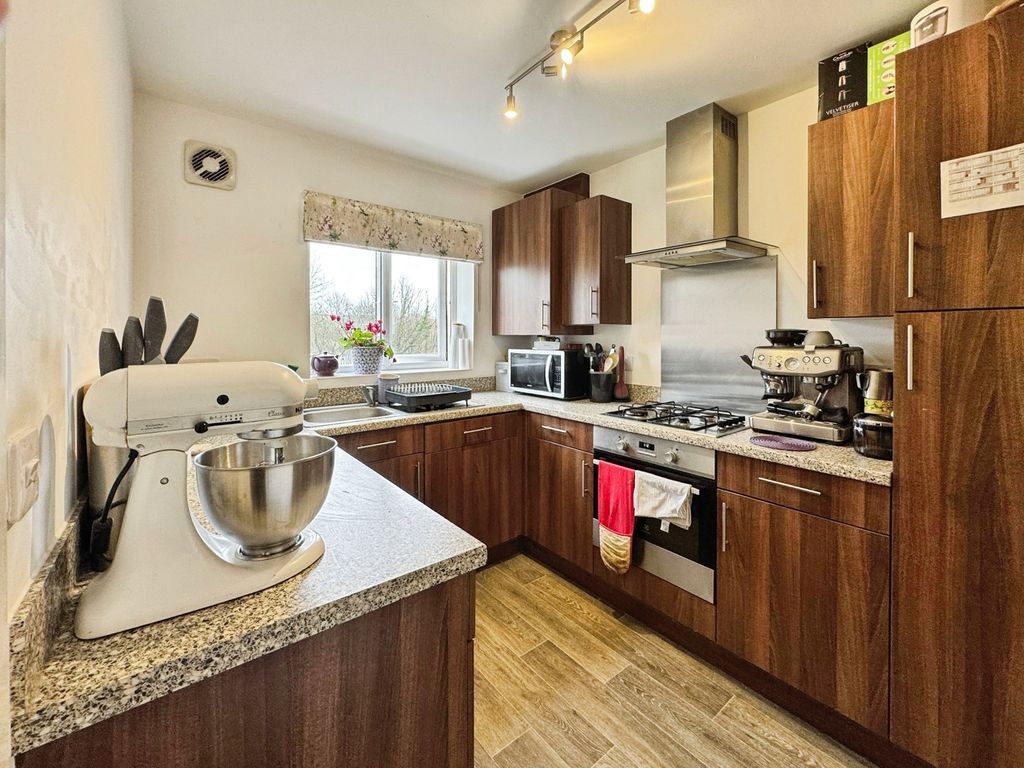 Property photo 2 of 15 Kitchen Diner