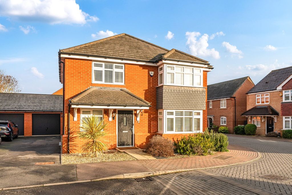 Property photo 1 of 25