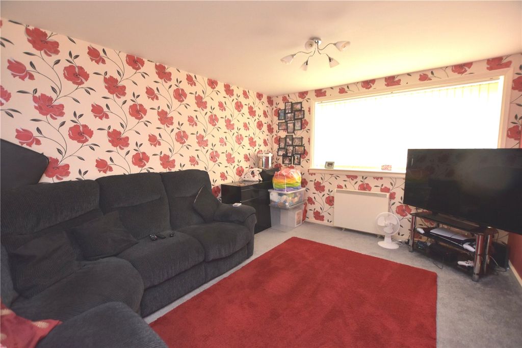 Property photo 2 of 15 Picture No. 02