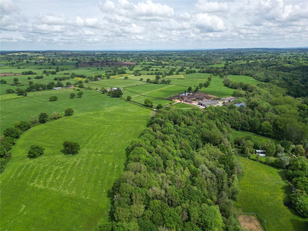 Property photo 1 of 3 Picture No. 08