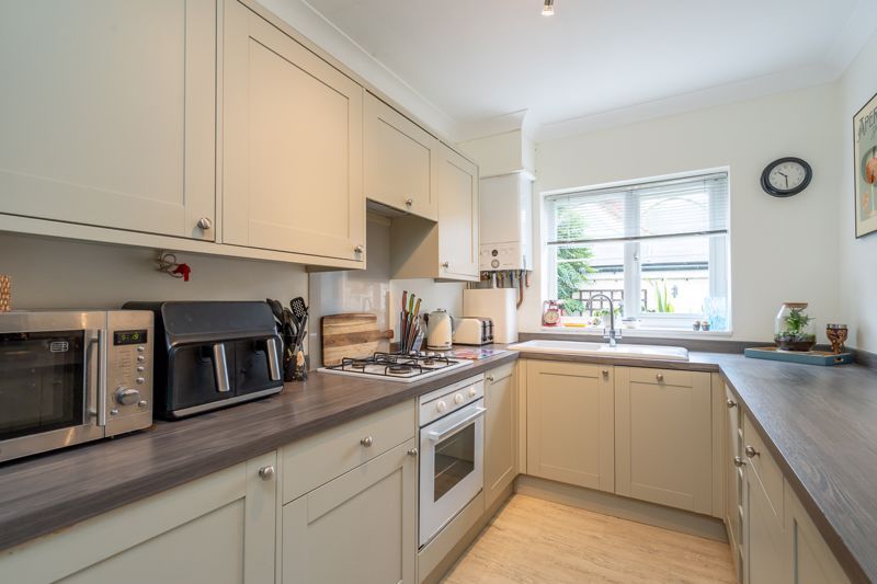 Property photo 3 of 15 Photo 2