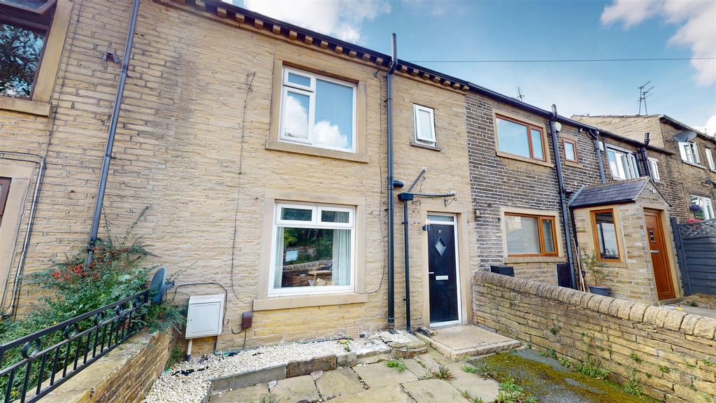 Property photo 1 of 12 17-Park-Square-09142023_154745.Jpg