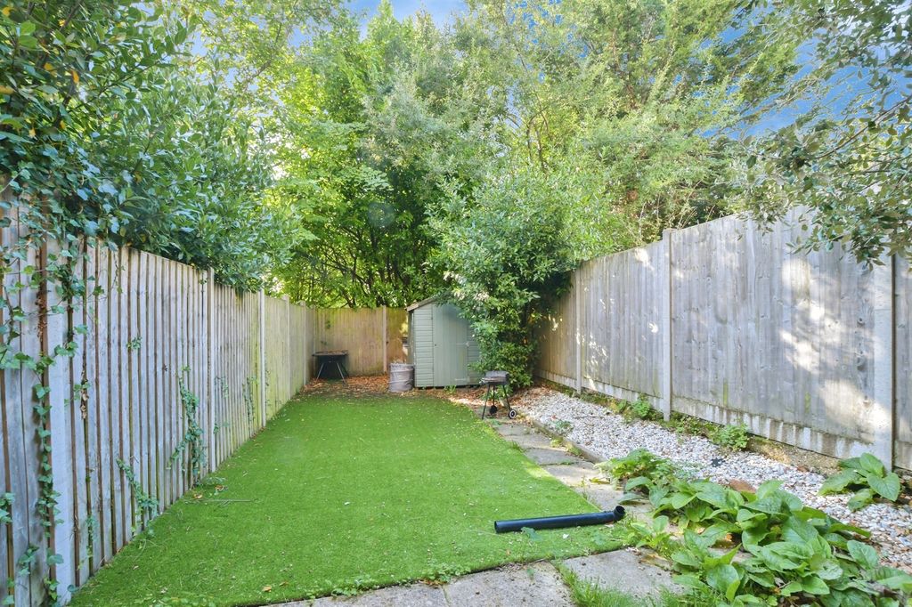 Additional image 8 of 6 bed maisonette for saleCarlton Road, Bournemouth BH1