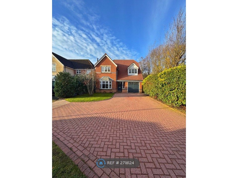 Property photo 2 of 35