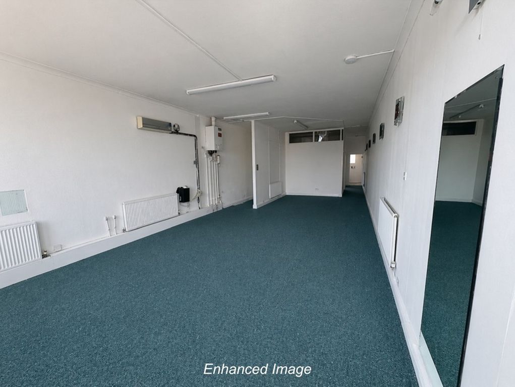 Property photo 1 of 3