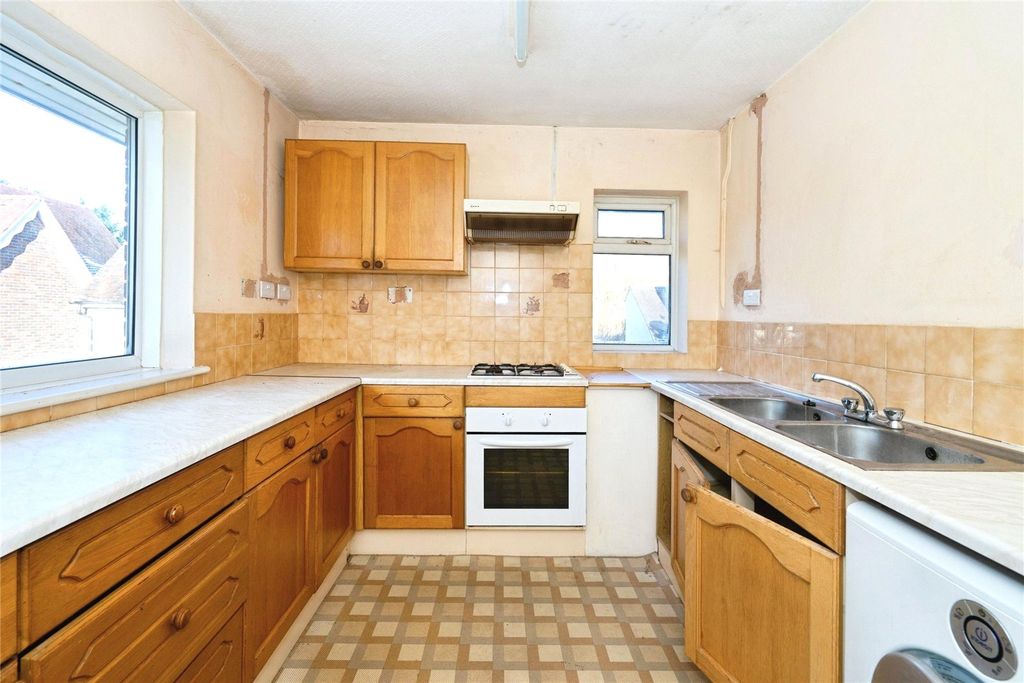 Property photo 3 of 12 Picture No. 15