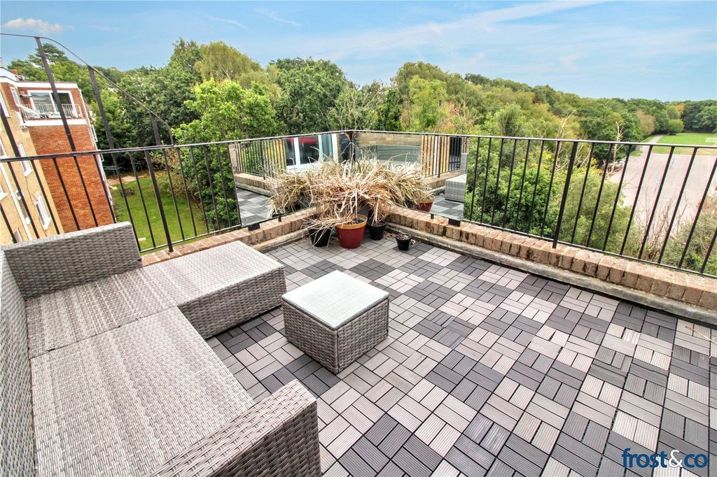 Property photo 3 of 15 Balcony