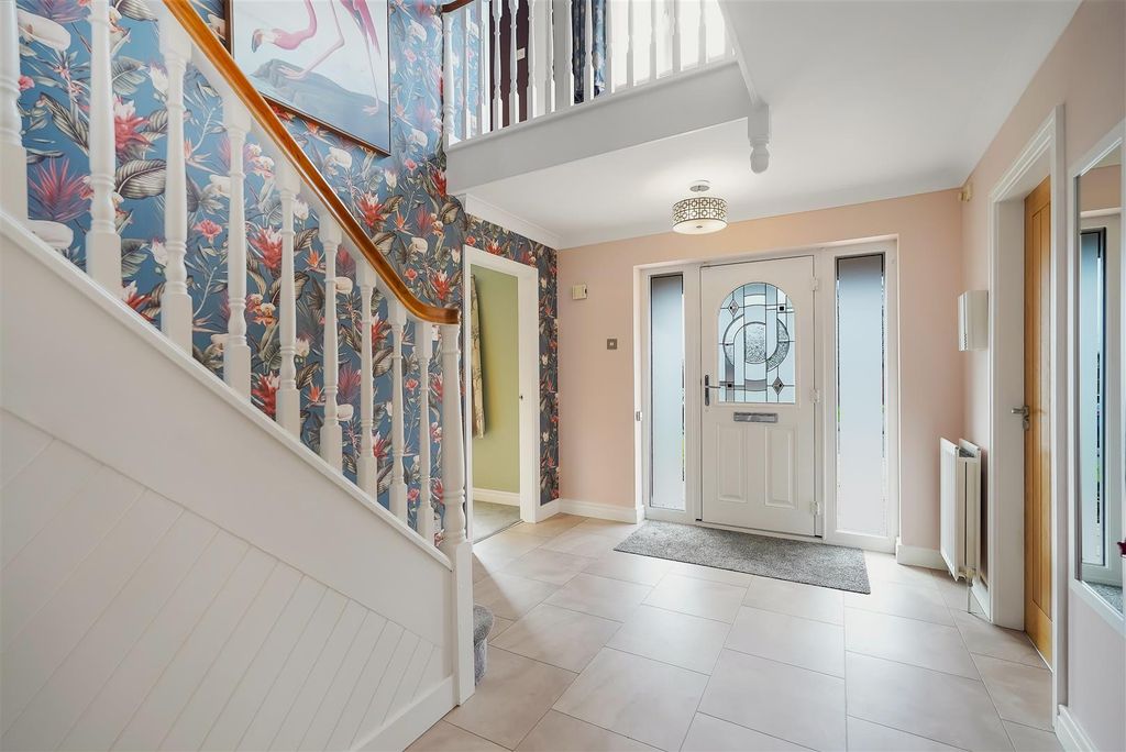 Property photo 3 of 28 Dsc01084.Jpg