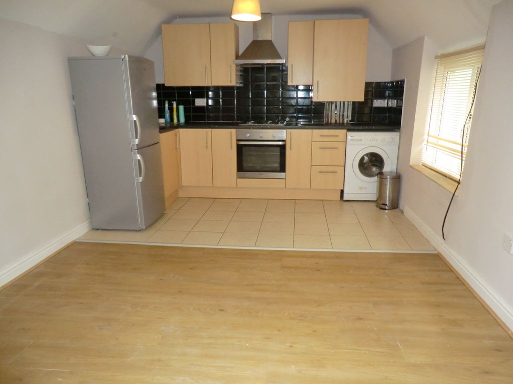 Property photo 2 of 6