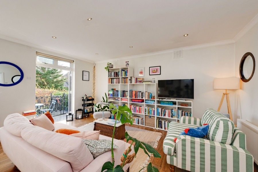 Property photo 2 of 8