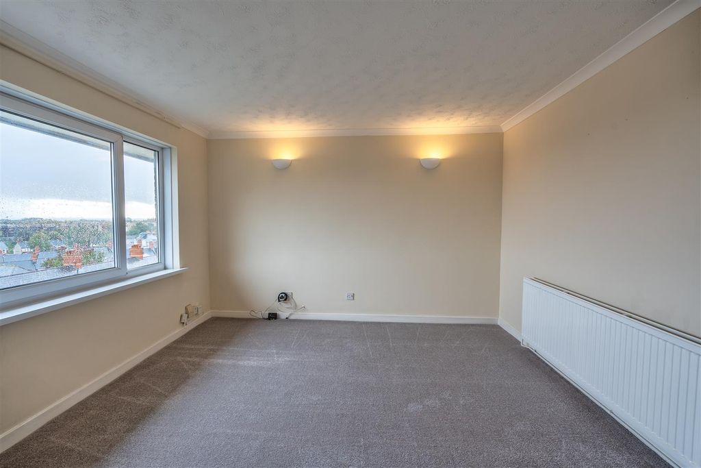 Property photo 2 of 14 Living Room