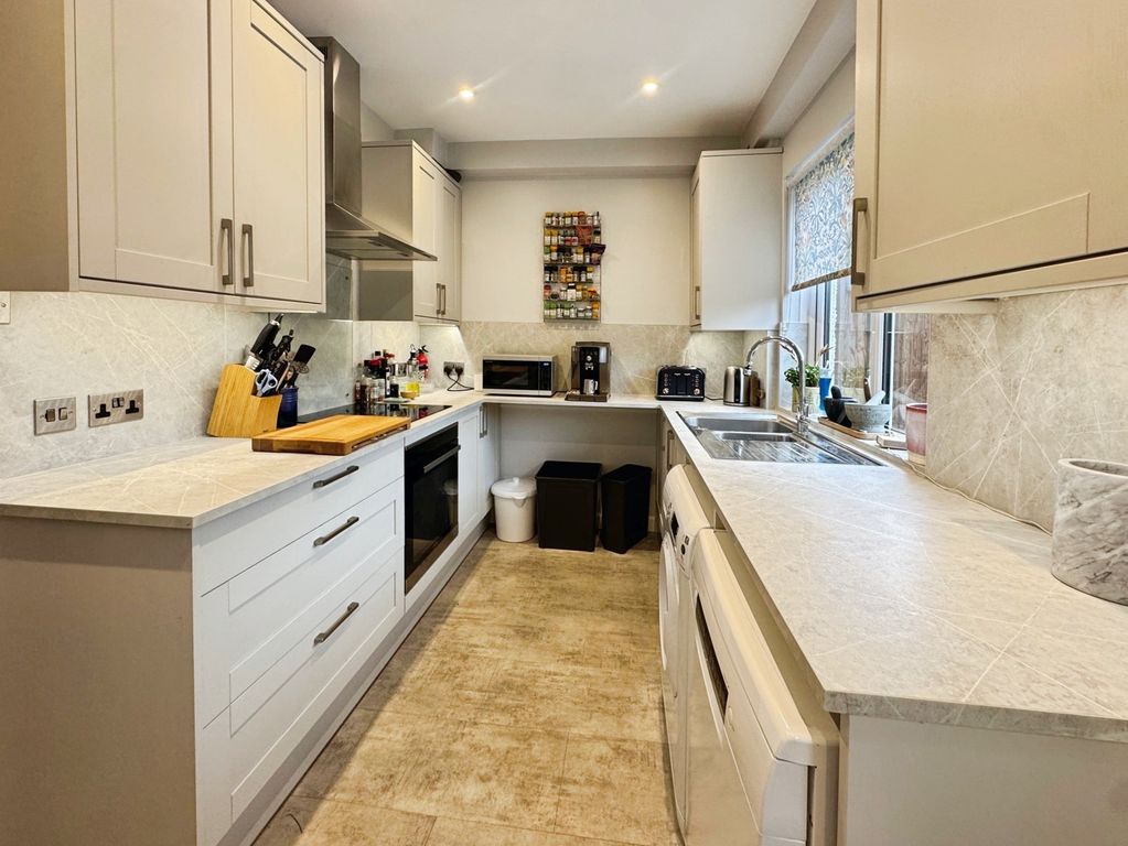 Property photo 2 of 15 Pbox-Img.Jpg