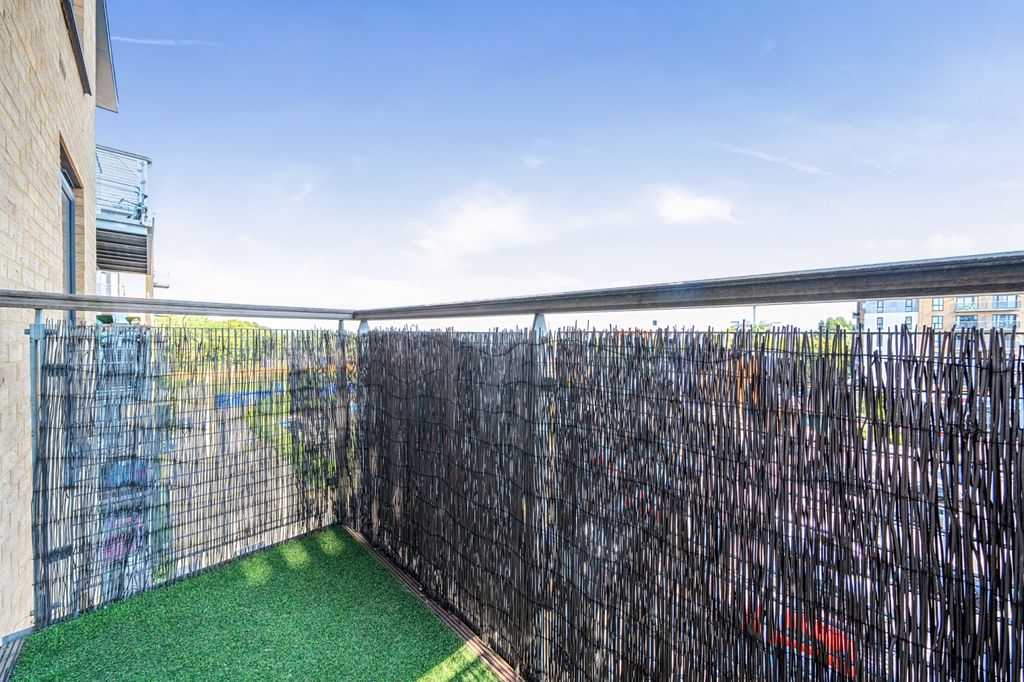 Property photo 2 of 8 1499662-5-6A6c5d7...