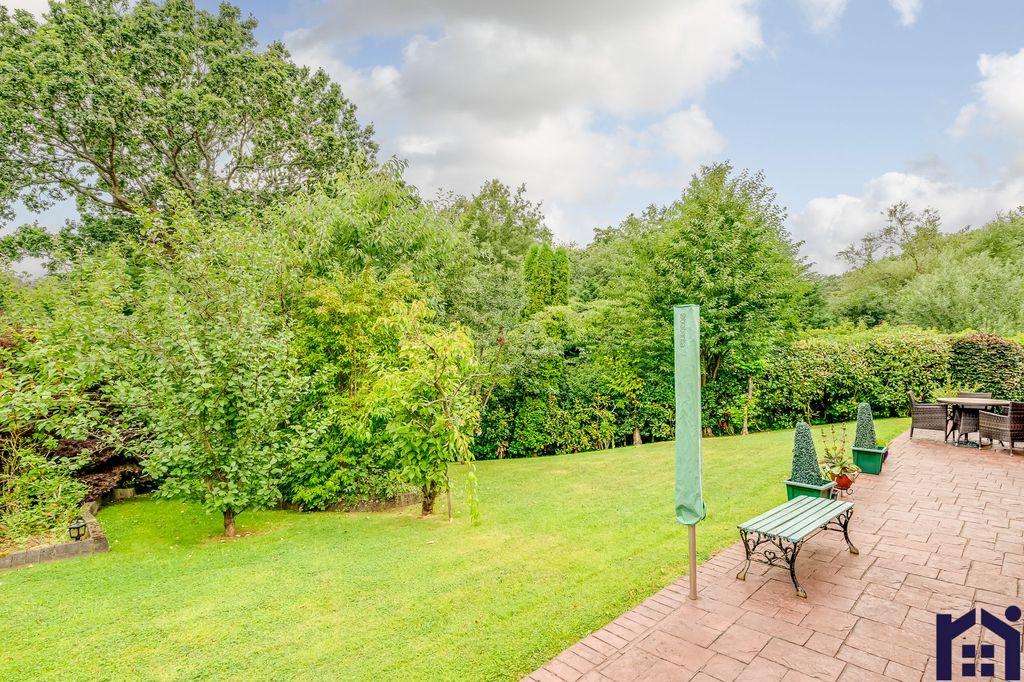 Property photo 3 of 34 Rear Garden