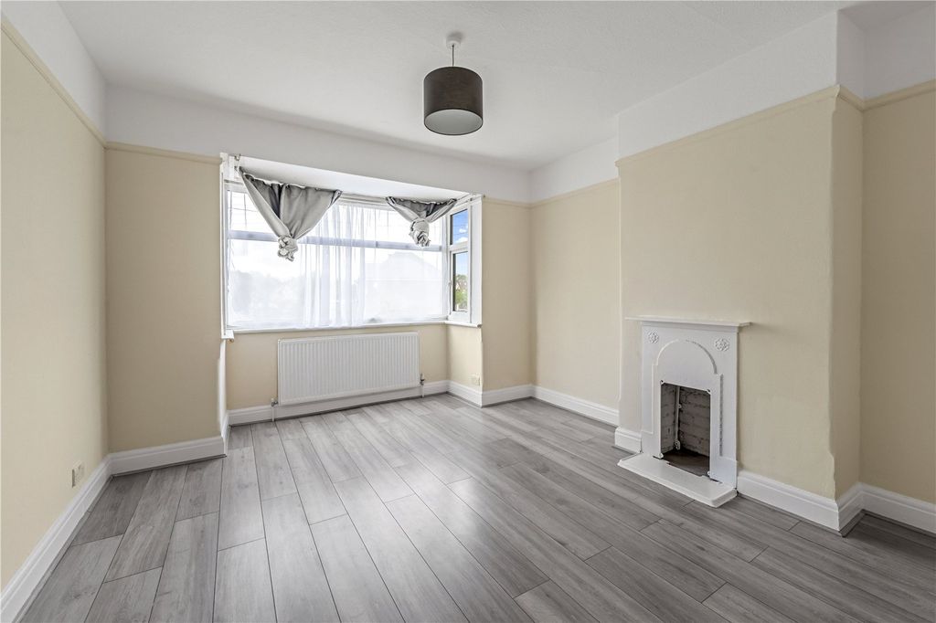 Property photo 2 of 9 Picture No. 07