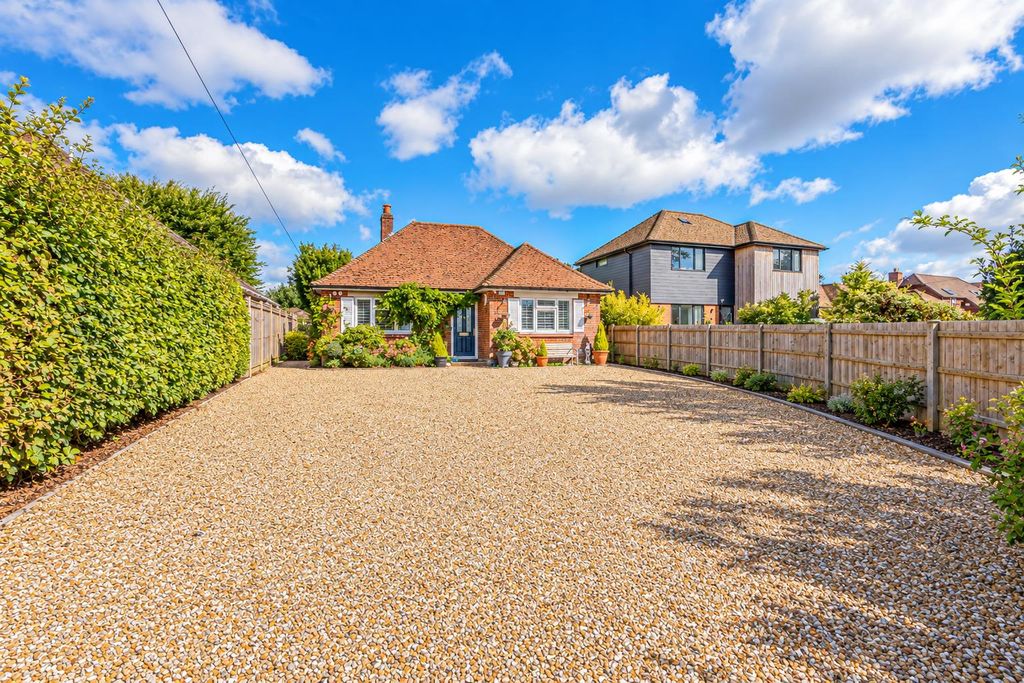 Property photo 1 of 14 439431B7-44Fe-41Aa-A8F0-4682764d077E.Png